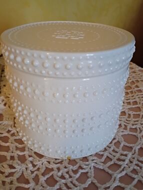 Home Worx 4" Jar, Hobnail Design, White Townhouse Glass With Lid